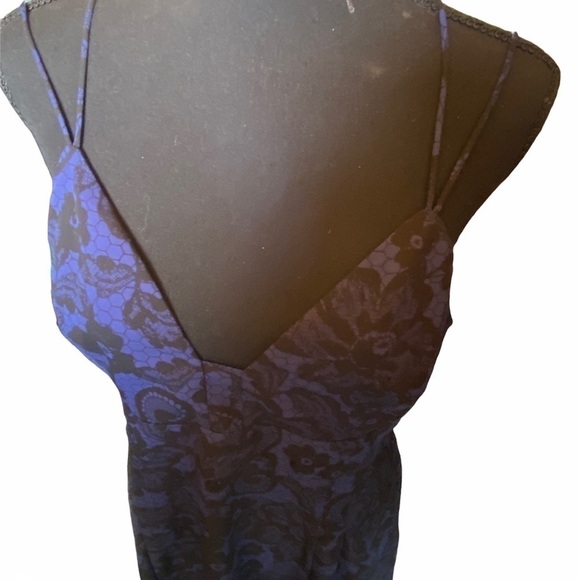 NWT Cute Express Mini Dress. Size 12. - Picture 11 of 12